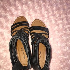 american eagle sandals